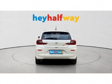 2024-Toyota-Starlet-15-XS-Auto_5