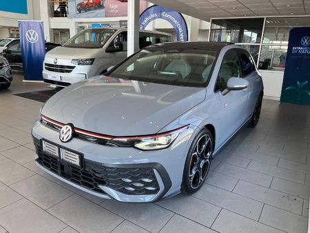 2026-Volkswagen-Golf-8-GTI-20-TSI-DSG_11