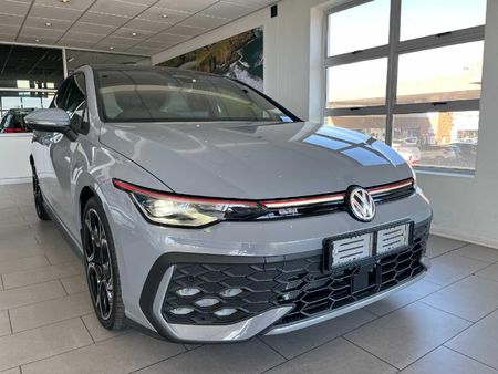 2026-Volkswagen-Golf-8-GTI-20-TSI-DSG_2