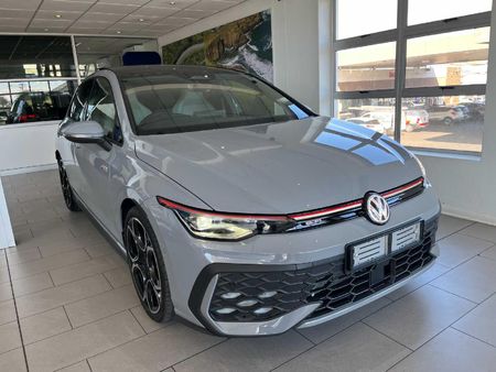 2026-Volkswagen-Golf-8-GTI-20-TSI-DSG_4
