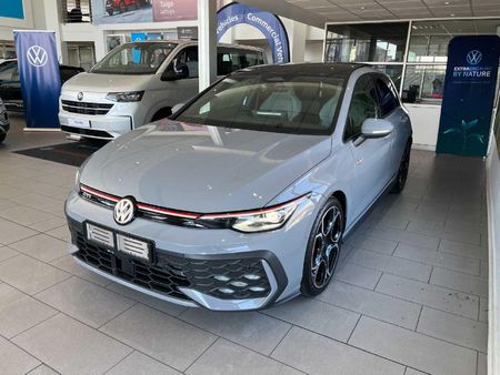 2026-Volkswagen-Golf-8-GTI-20-TSI-DSG_8