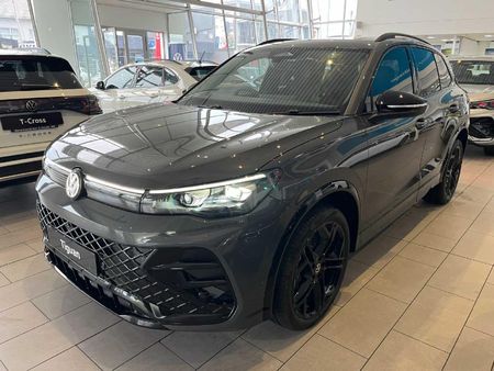 2026-Volkswagen-Tiguan-14TSI-R-Line_2