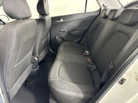 2018-Hyundai-Grand-i10-10-Motion_3