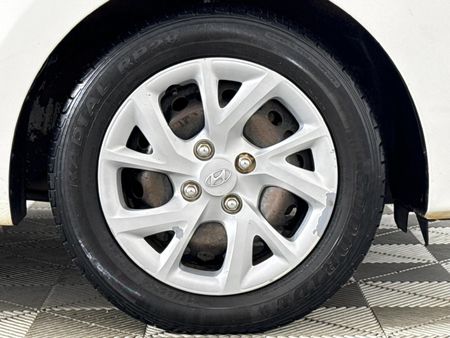 2018-Hyundai-Grand-i10-10-Motion_5