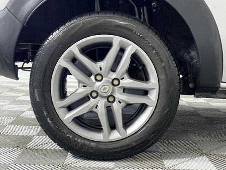 2021-Renault-Triber-10-Intens-Auto_6