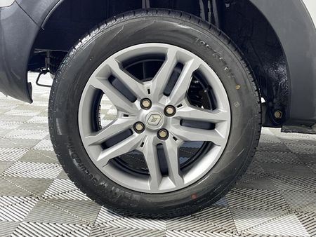 2021-Renault-Triber-10-Intens-Auto_7