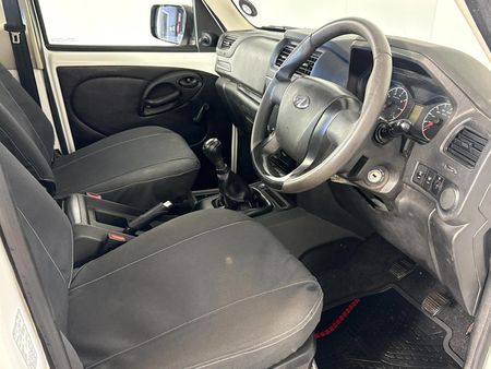 2024-Mahindra-Pik-Up-22-mHawk-S4-Single-Cab_7