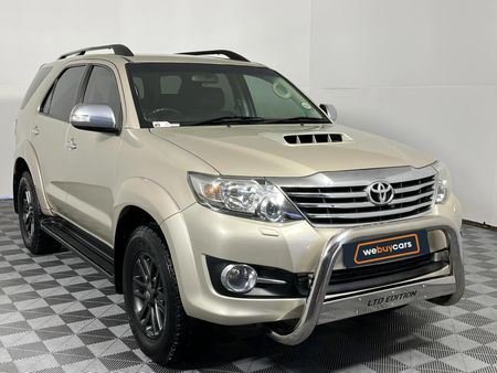 2015-Toyota-Fortuner-30-D-4D-4x4-Auto_16
