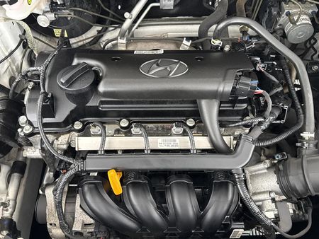 2020-Hyundai-i20-14-Fluid_2