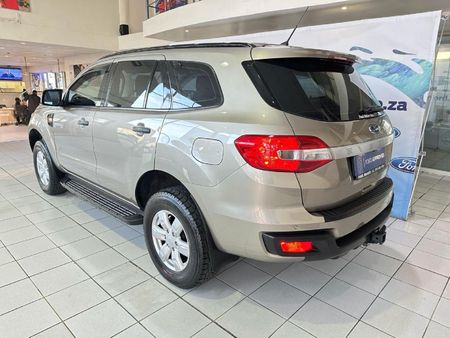 2017-Ford-Everest-22-TDCi-XLS-Auto_16