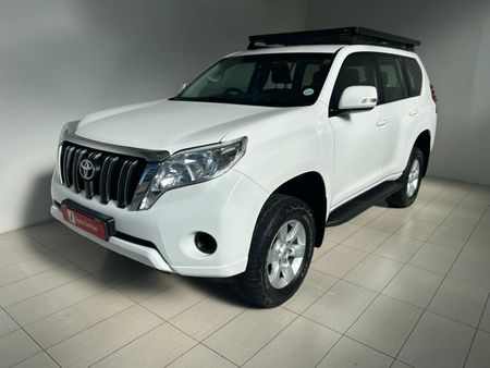 2014-Toyota-Land-Cruiser-Prado-30-TDI-TX-Auto_0