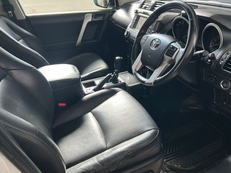 2014-Toyota-Land-Cruiser-Prado-30-TDI-TX-Auto_10