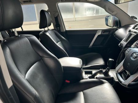 2014-Toyota-Land-Cruiser-Prado-30-TDI-TX-Auto_11