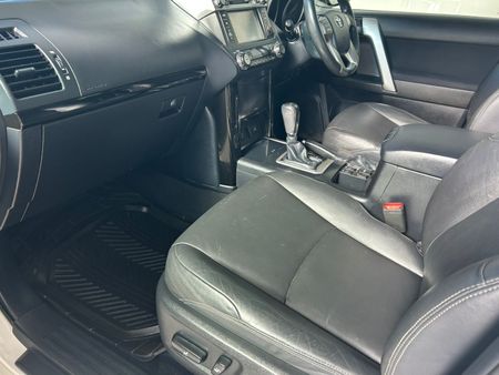 2014-Toyota-Land-Cruiser-Prado-30-TDI-TX-Auto_17