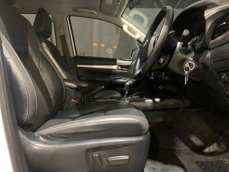 2025-Toyota-Hilux-28-GD-6-Raider-4x4-Auto-Double-Cab_13