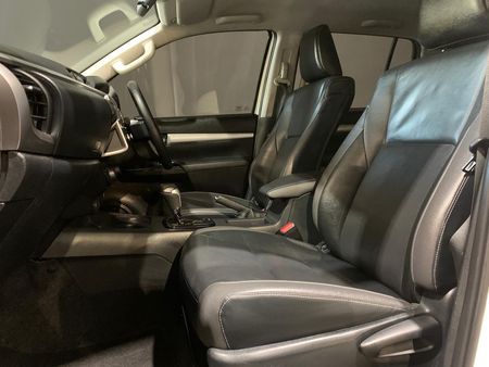 2025-Toyota-Hilux-28-GD-6-Raider-4x4-Auto-Double-Cab_15