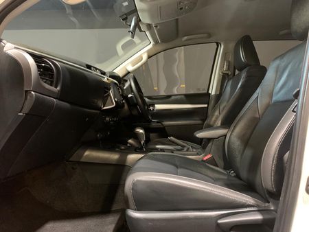 2025-Toyota-Hilux-28-GD-6-Raider-4x4-Auto-Double-Cab_17
