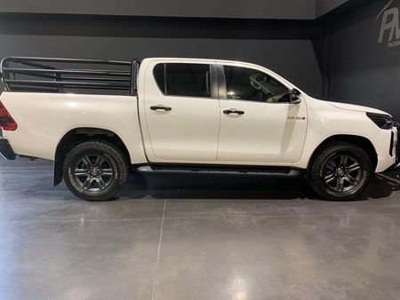 2025-Toyota-Hilux-28-GD-6-Raider-4x4-Auto-Double-Cab_4