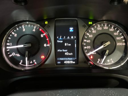 2025-Toyota-Hilux-28-GD-6-Raider-4x4-Auto-Double-Cab_7