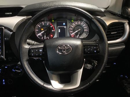 2025-Toyota-Hilux-28-GD-6-Raider-4x4-Auto-Double-Cab_8