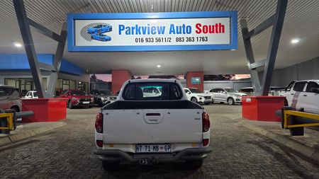 2011-Mitsubishi-Triton-32-DI-D-4x4-Double-Cab_6