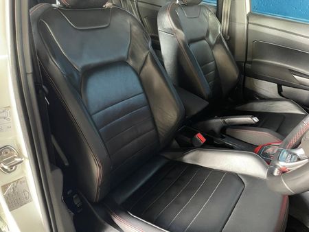 2019-Volkswagen-Polo-20-GTI-Auto-147kW_10