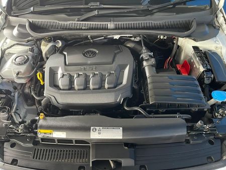 2019-Volkswagen-Polo-20-GTI-Auto-147kW_17