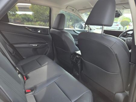 2026-Lexus-NX-350h-EX_2