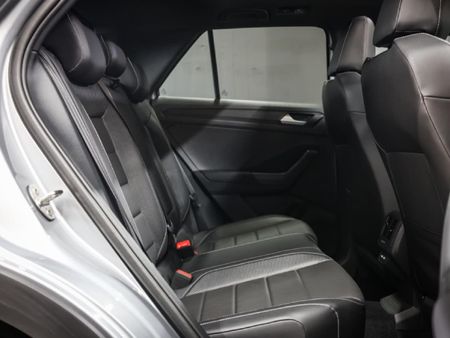 2026-Volkswagen-T-Roc-20-TSI-4M-R-Line-Auto_14