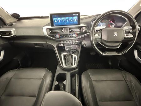 2021-Peugeot-Landtrek-19D-4Action-4x4-Double-Cab-Auto_1
