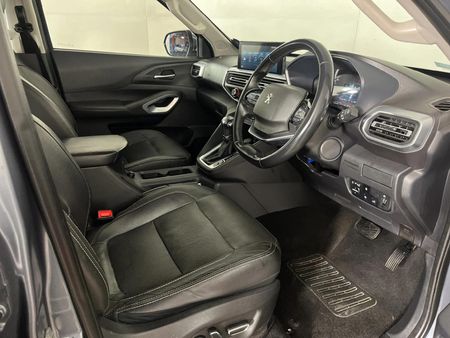 2021-Peugeot-Landtrek-19D-4Action-4x4-Double-Cab-Auto_8