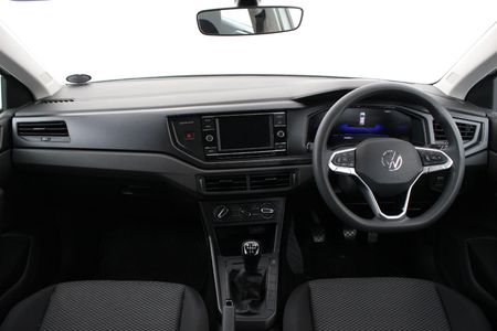 2023-Volkswagen-Polo-10-TSI_1