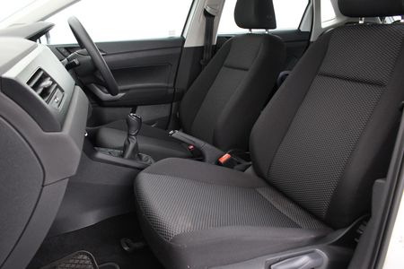 2023-Volkswagen-Polo-10-TSI_8