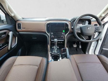 2026-Mahindra-Scorpio-N-22D-Auto-Z8_17