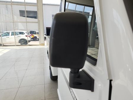 2026-Mahindra-Bolero-Maxi-Truck-25-TD-Single-Cab_9