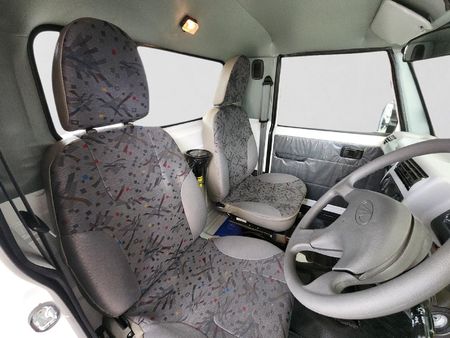 2026-Mahindra-Bolero-Maxi-Truck-25-TD-Single-Cab_15