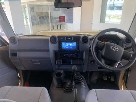 2026-Toyota-Land-Cruiser-79-28-GD-6-Auto-Double-Cab_10
