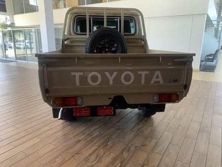 2026-Toyota-Land-Cruiser-79-28-GD-6-Auto-Double-Cab_6