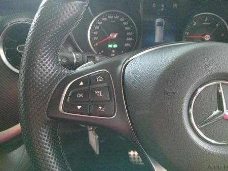 2024-Mercedes-Benz-V-Class-V-300d-Exclusive_14