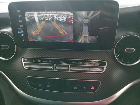 2024-Mercedes-Benz-V-Class-V-300d-Exclusive_16