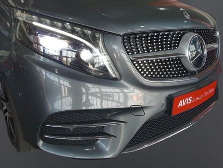 2024-Mercedes-Benz-V-Class-V-300d-Exclusive_18