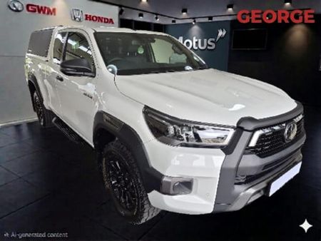 2025-Toyota-Hilux-28-GD-6-Raised-Body-Legend-Auto-Double-Cab_0