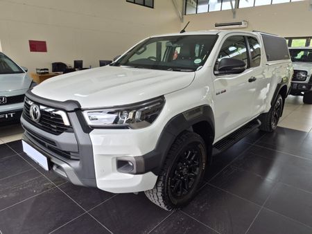 2025-Toyota-Hilux-28-GD-6-Raised-Body-Legend-Auto-Double-Cab_2