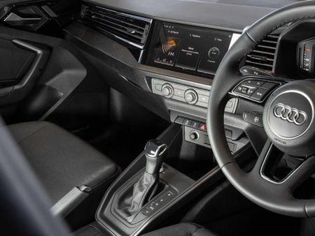 2026-Audi-A1-Sportback-30-TFSI-Advanced-S-Tronic_11