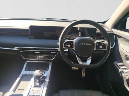 2026-Jetour-Dashing-15T-Momentum_16