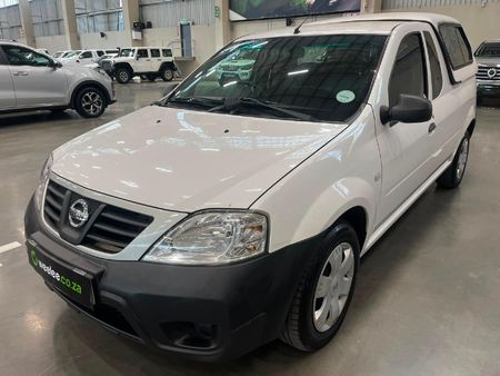 2022-Nissan-NP200-16-AC-Safety-Pack_2