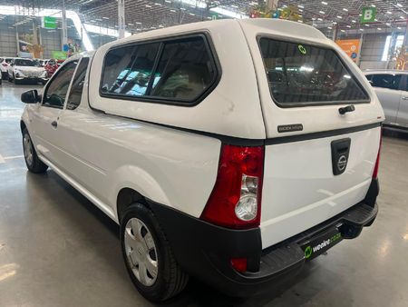 2022-Nissan-NP200-16-AC-Safety-Pack_4