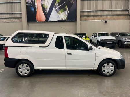 2022-Nissan-NP200-16-AC-Safety-Pack_7