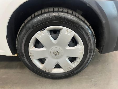 2022-Nissan-NP200-16-AC-Safety-Pack_8