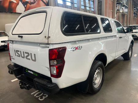 2023-Isuzu-D-Max-19-DDI-HR-L-4x4-Single-Cab_6
